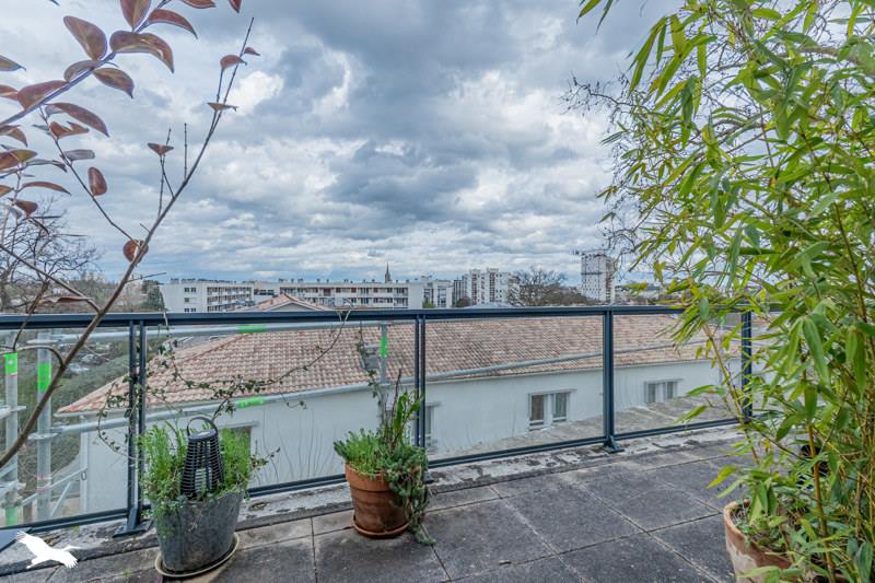 Vente Appartement BORDEAUX - 3 pièces -68 m² - (33200)