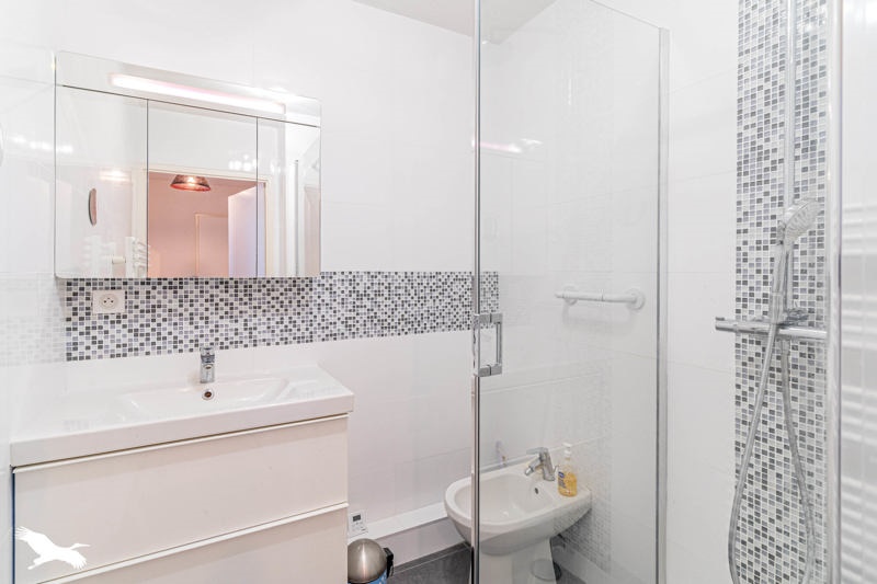 Vente Appartement BORDEAUX - 3 pièces -62 m² - (33200)