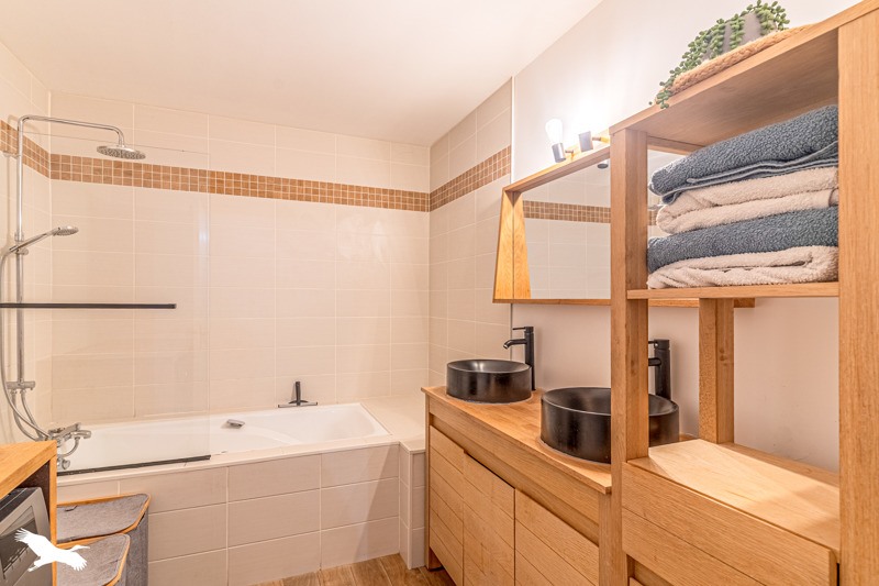 Vente Appartement BORDEAUX - 5 pièces -96 m² - (33200)