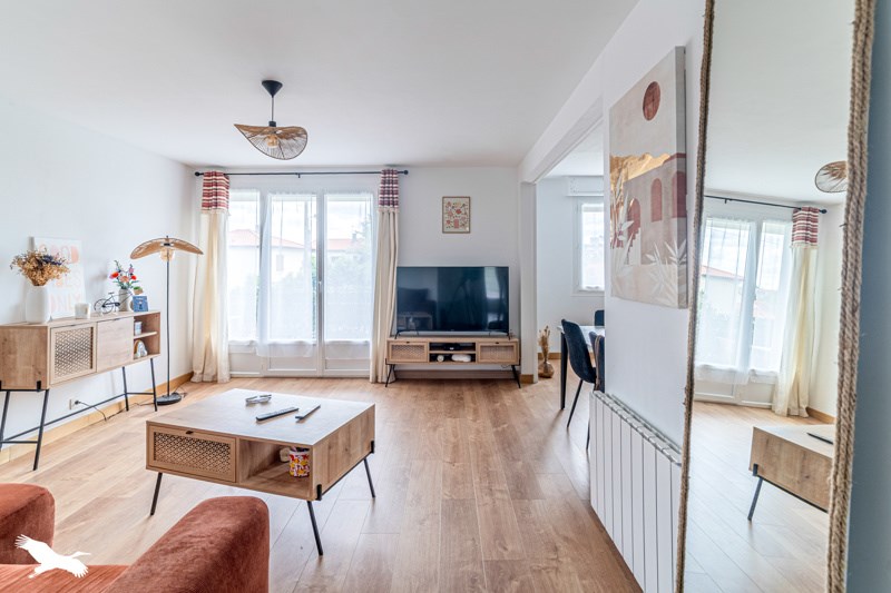 Vente Appartement BORDEAUX - 5 pièces -83 m² - (33200)