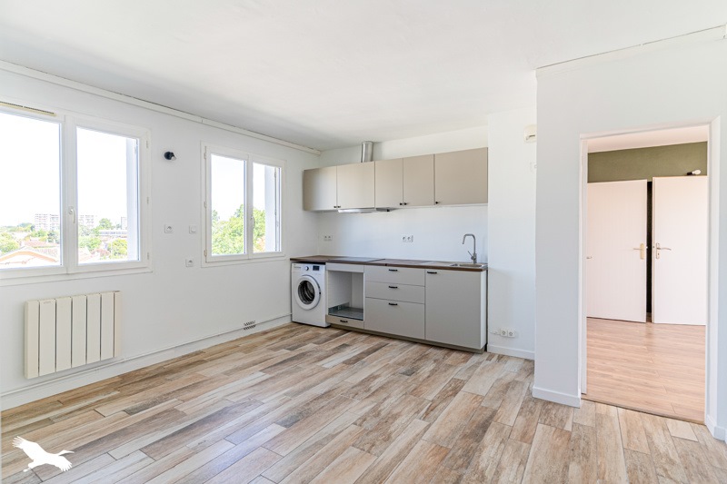 Vente Appartement BORDEAUX - 4 pièces -64 m² - (33200)