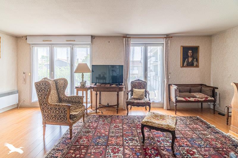 Vente Appartement BORDEAUX - 4 pièces -84 m² - (33200)