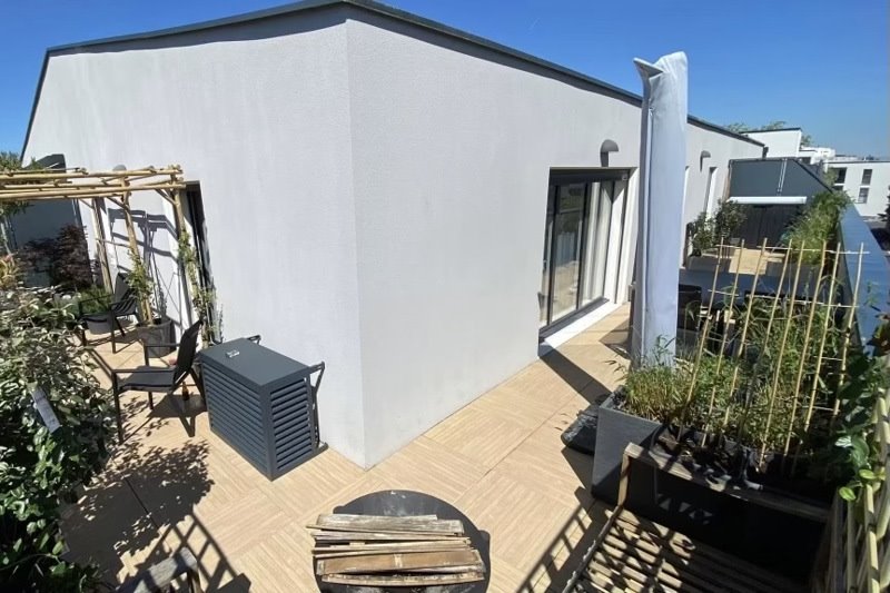 Vente Appartement Bordeaux - 5 pièces -81 m² - (33200)