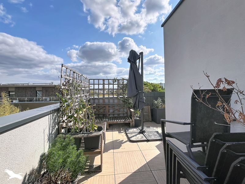 Vente Appartement BORDEAUX - 5 pièces -81 m² - (33200)