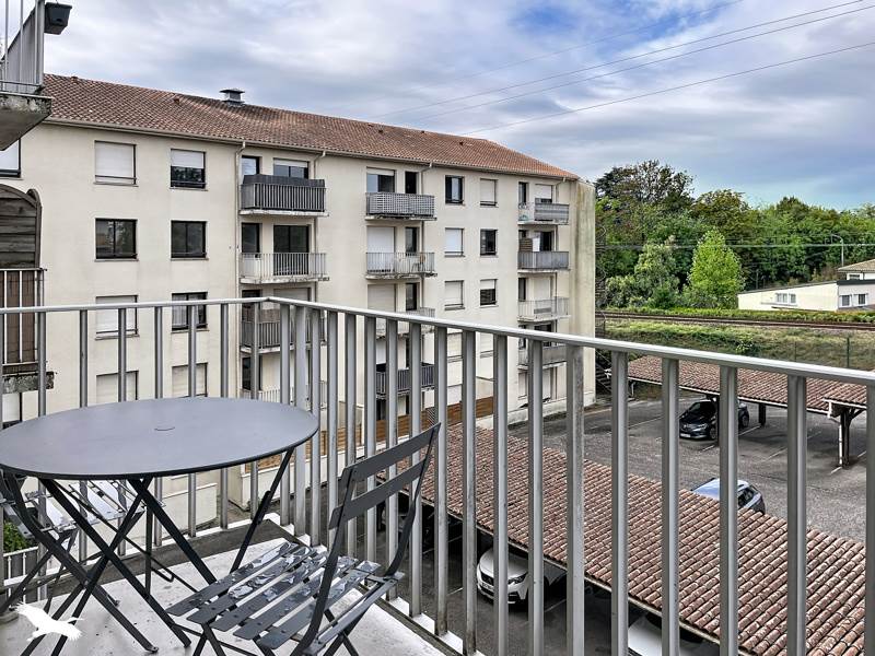 Vente Appartement Bordeaux - 2 pièces -48 m² - (33200)