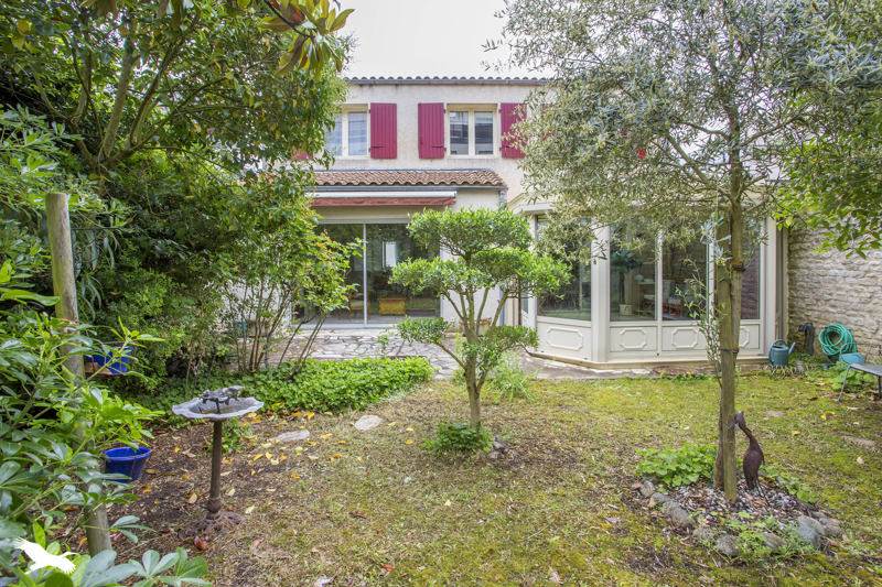Vente Maison LA ROCHELLE 17000 5 pièces - 129 m²