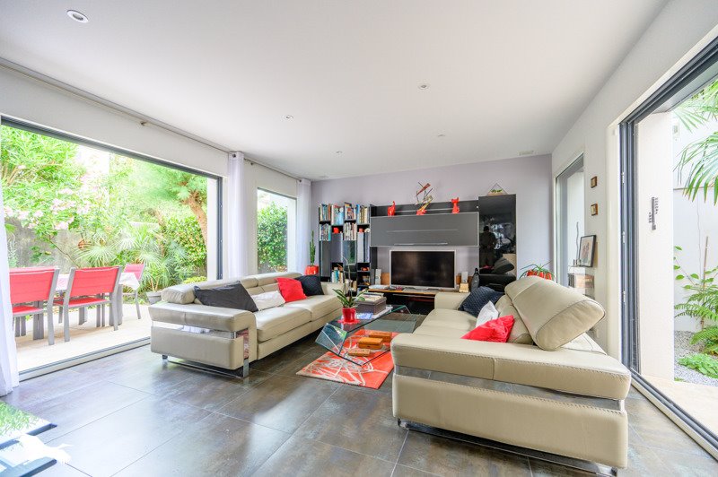 Vente Maison LA ROCHELLE - 5 pièces -130 m² - (17000)