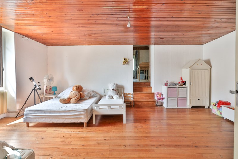 Vente Maison GENAC BIGNAC - 4 pièces -168 m² - (16170)