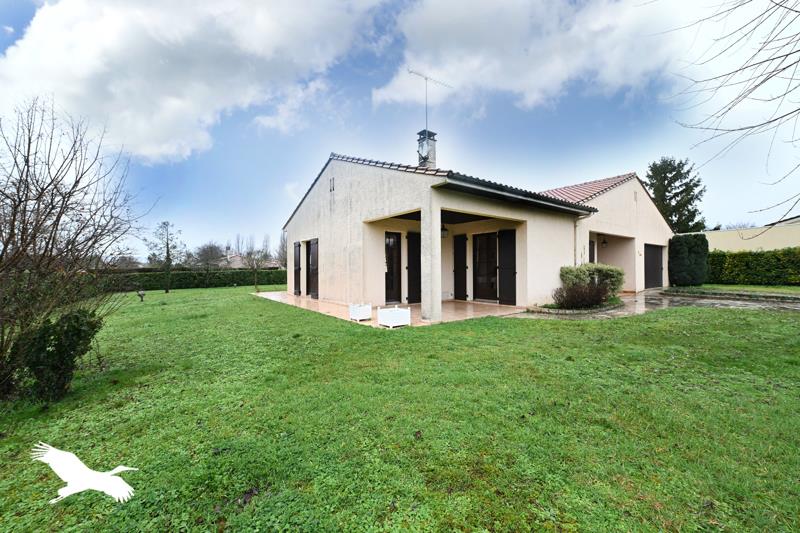 Vente Maison VARS - 9 pièces -192 m² - (16330)