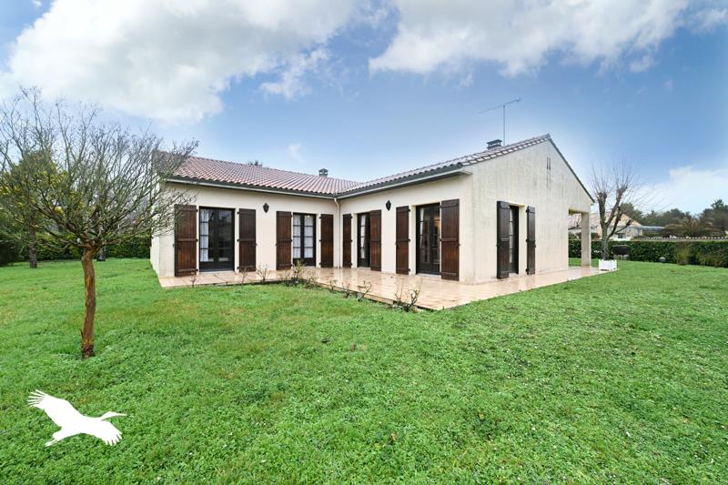 Vente Maison VARS - 9 pièces -192 m² - (16330)