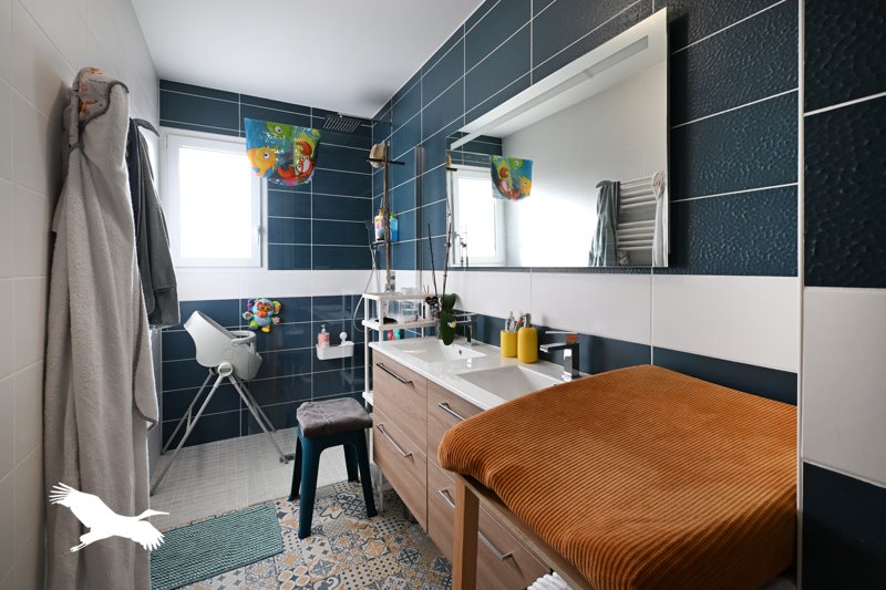 Vente Maison GENAC BIGNAC - 6 pièces -140 m² - (16170)