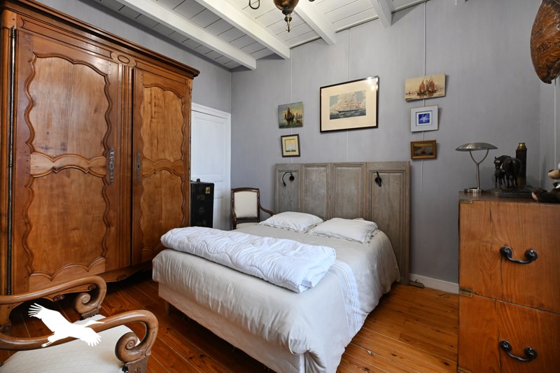 Vente Maison ROUILLAC - 11 pièces -315 m² - (16170)