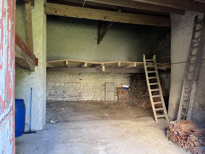Vente Maison MARCILLAC LANVILLE - 6 pièces -185 m² - (16140)