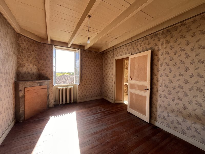 Vente Maison ST GENIS D HIERSAC - 4 pièces -80 m² - (16570)