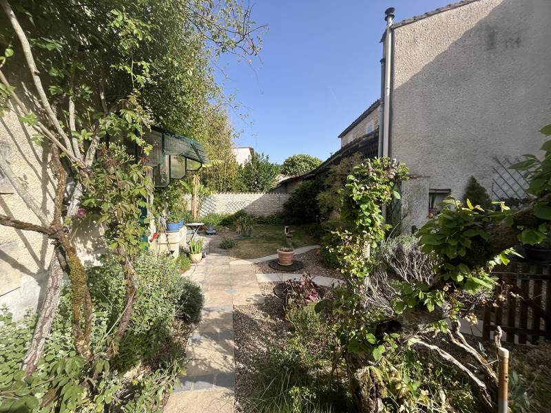 Vente Maison VARS - 4 pièces -93 m² - (16330)