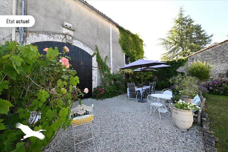 Vente Maison LA CHAPELLE - 7 pièces -172 m² - (16140)