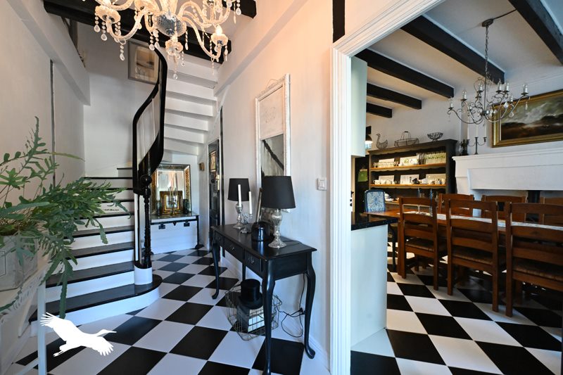 Vente Maison LA CHAPELLE - 7 pièces -172 m² - (16140)