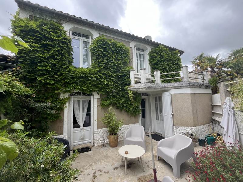Vente Maison VARS - 5 pièces -112 m² - (16330)