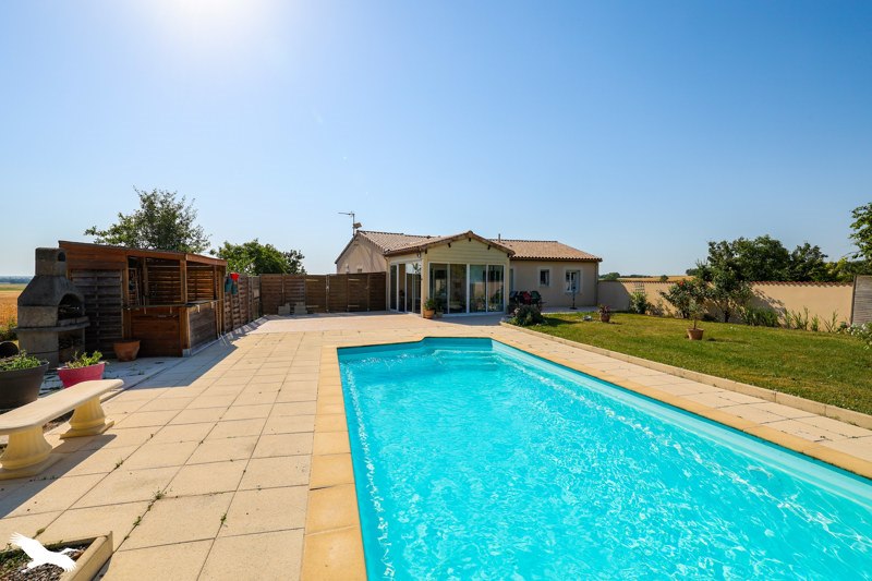 Vente Maison VERDILLE - 5 pièces -124 m² - (16140)