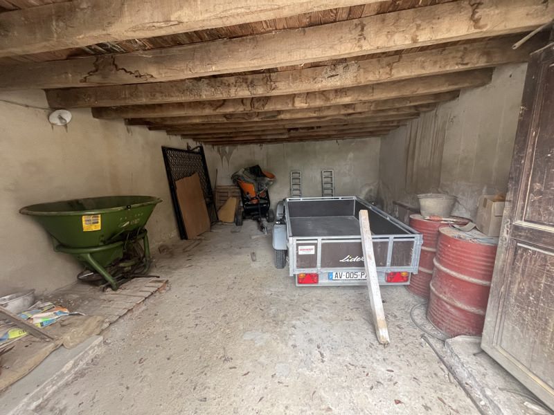Vente Grange ST GENIS D HIERSAC - 2 pièces -60 m² - (16570)
