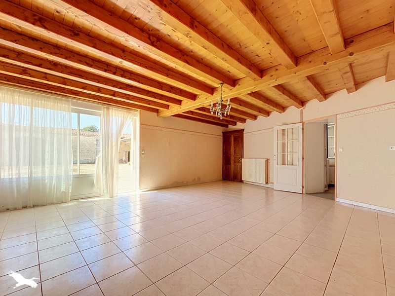 Vente Maison VAL D AUGE - 3 pièces -144 m² - (16170)