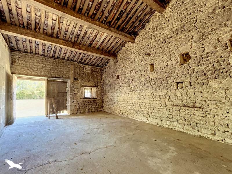 Vente Maison VAL D AUGE - 3 pièces -144 m² - (16170)