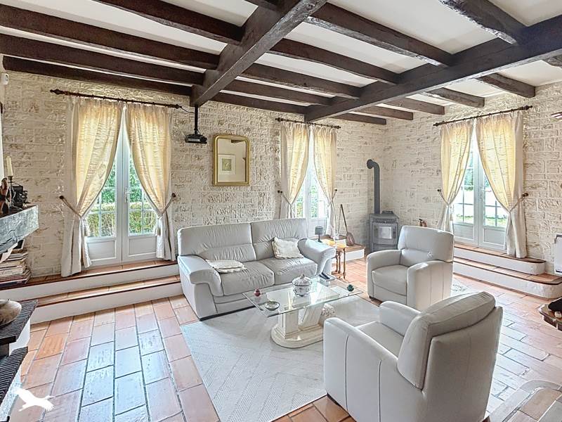 Vente Maison Vars - 6 pièces -175 m² - (16330)