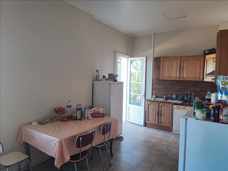 Vente Maison MONTGUYON - 4 pièces -103 m² - (17270)