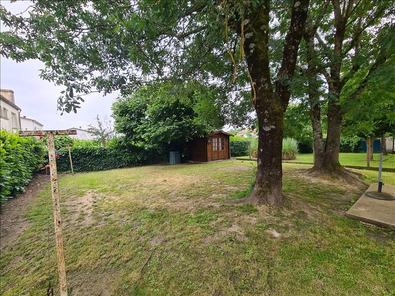 Vente Maison MONTGUYON - 6 pièces -94 m² - (17270)