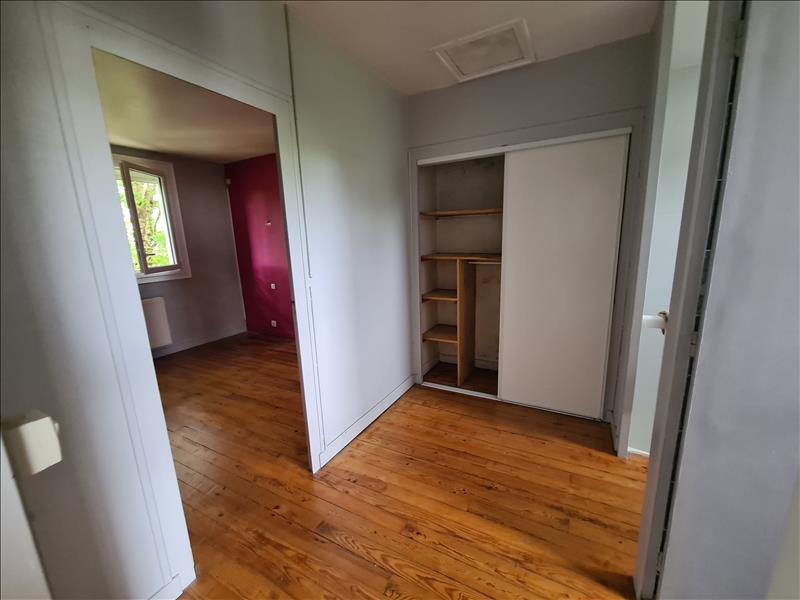 Vente Maison MONTGUYON - 6 pièces -94 m² - (17270)