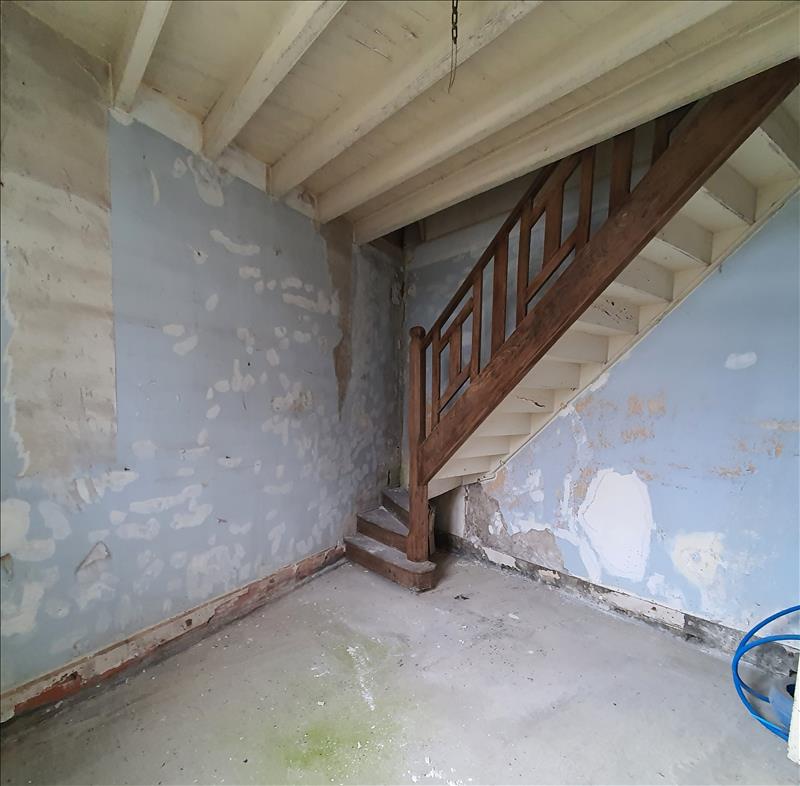 Vente Maison MONTLIEU LA GARDE - 2 pièces -120 m² - (17210)