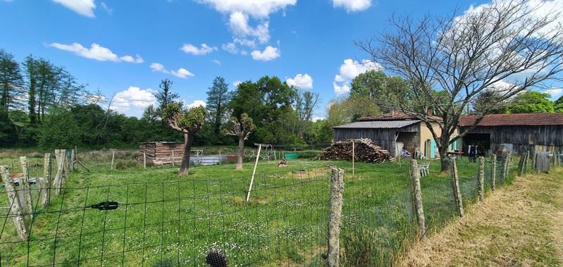 Vente Maison CLERAC - 3 pièces -63 m² - (17270)