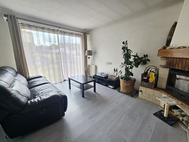 Vente Maison MONTGUYON - 4 pièces -85 m² - (17270)