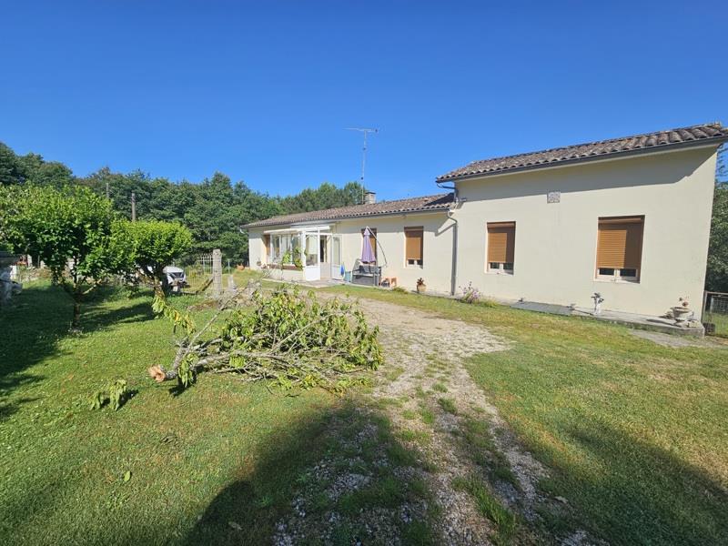 Vente Maison CERCOUX - 6 pièces -110 m² - (17270)