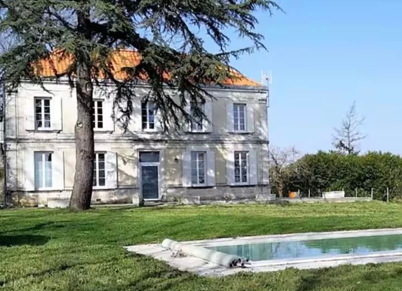 Vente Maison CERCOUX - 10 pièces -270 m² - (17270)