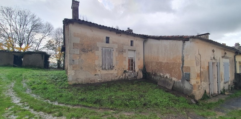 Vente Maison CHEVANCEAUX - 5 pièces -89 m² - (17210)