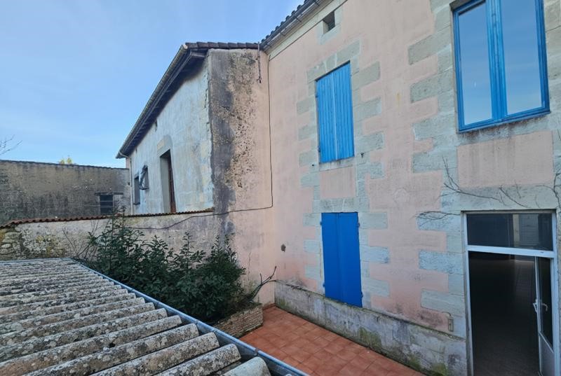 Vente Maison MONTLIEU LA GARDE - 5 pièces -160 m² - (17210)