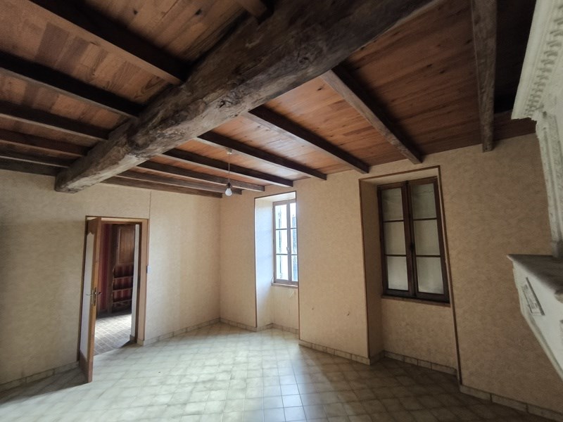 Vente Maison MONTLIEU LA GARDE - 5 pièces -147 m² - (17210)