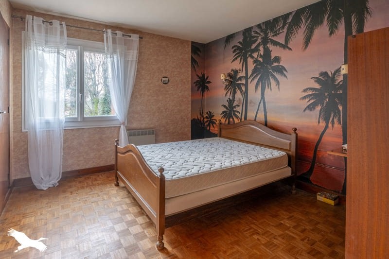 Vente Maison MONTGUYON - 6 pièces -143 m² - (17270)