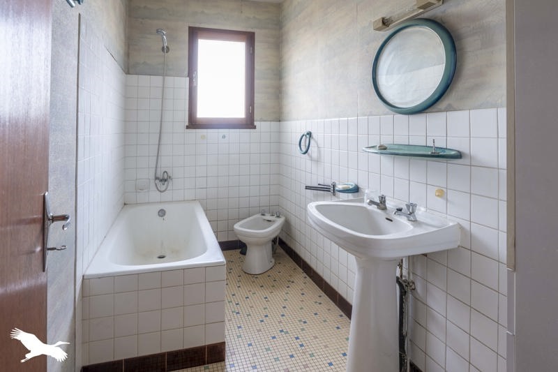 Vente Maison MONTGUYON - 6 pièces -143 m² - (17270)