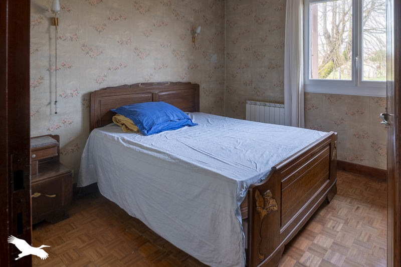 Vente Maison MONTGUYON - 6 pièces -143 m² - (17270)