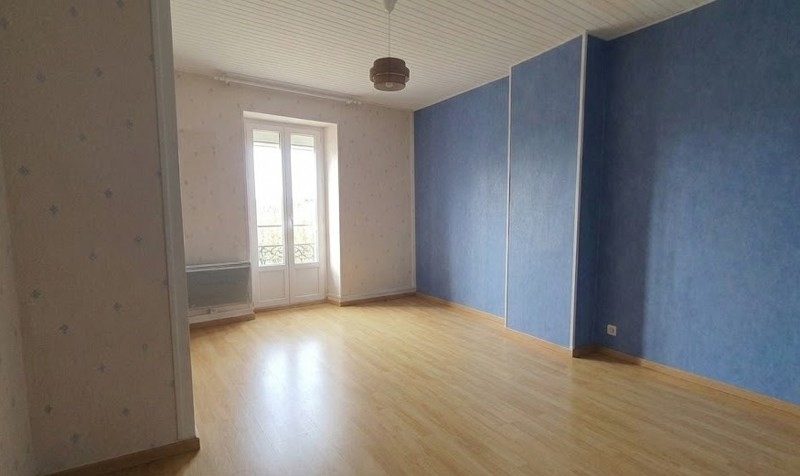 Vente Maison MONTLIEU LA GARDE - 9 pièces -175 m² - (17210)