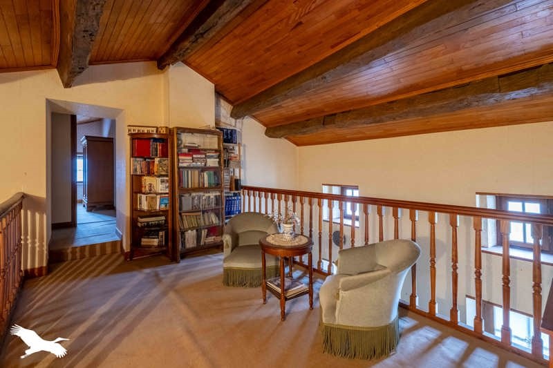 Vente Maison MONTGUYON - 8 pièces -172 m² - (17270)