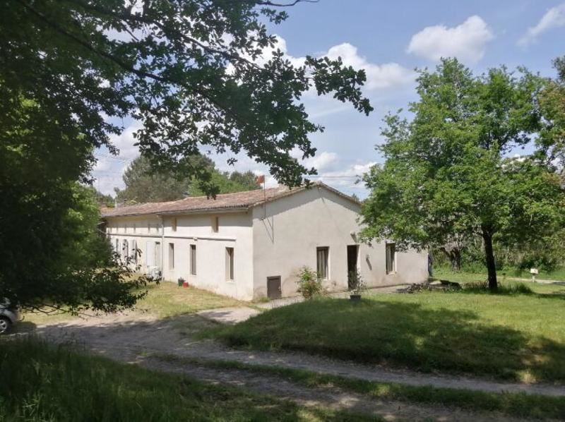 Vente Maison CERCOUX - 4 pièces -190 m² - (17270)