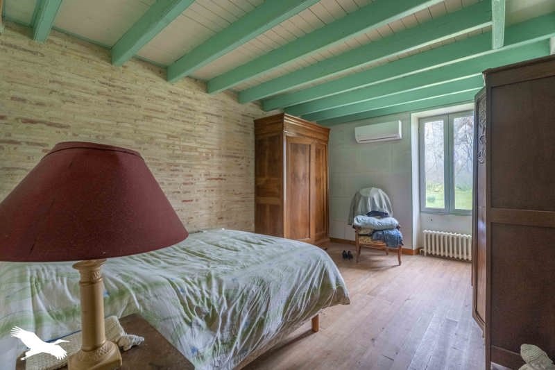 Vente Maison CERCOUX - 4 pièces -190 m² - (17270)