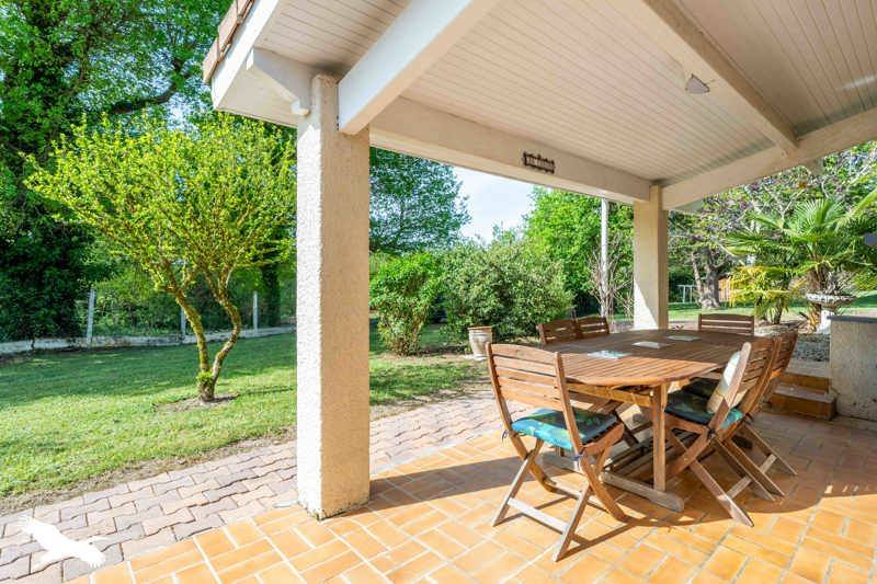 Vente Maison NEUVICQ - 6 pièces -99 m² - (17270)