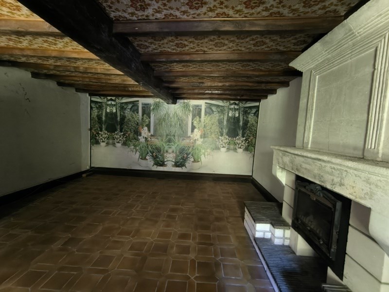 Vente Maison MONTGUYON - 11 pièces -222 m² - (17270)