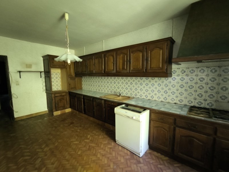 Vente Maison MONTGUYON - 11 pièces -222 m² - (17270)
