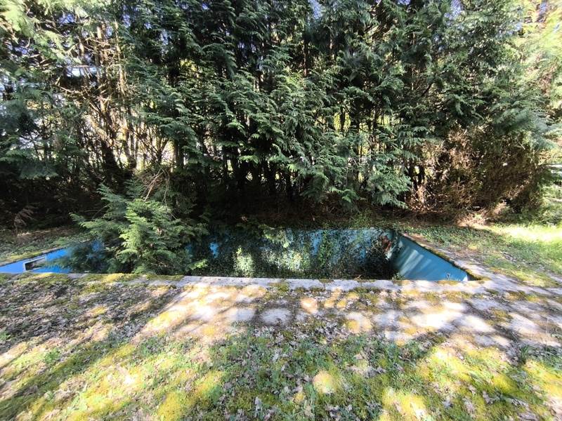 Vente Maison MONTGUYON - 11 pièces -222 m² - (17270)