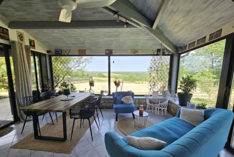 Vente Maison ST MARTIN D ARY - 6 pièces -122 m² - (17270)